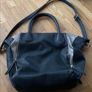 Sondra Roberts cross body laundry bag